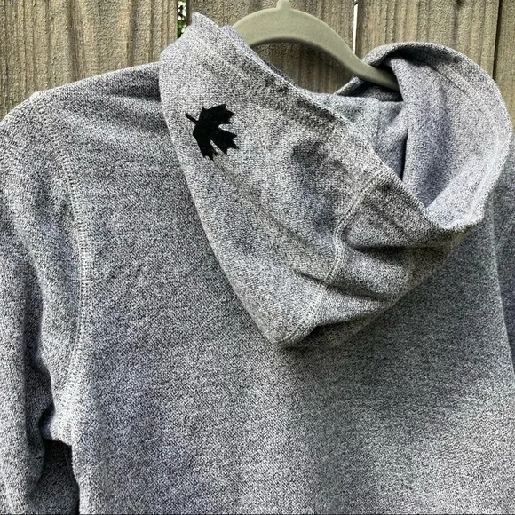 - Roots Kanga Hoodie Girls XXL  (12-14 ) - Picture 5 of 7